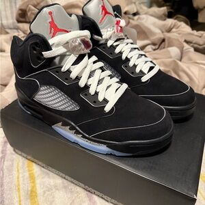 Retro Jordan 5 Metallic Reimagined